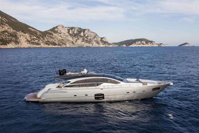  Pershing 82 Lady First  <b>Exterior Gallery</b>
