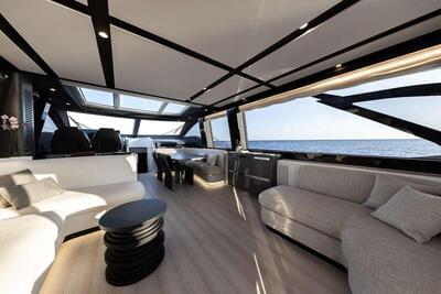  Azimut S8 Never Give Up  <b>Interior Gallery</b>