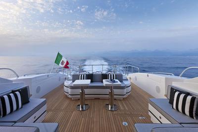  Mangusta Maxi Open 92 Chill Out  <b>Gallery</b>