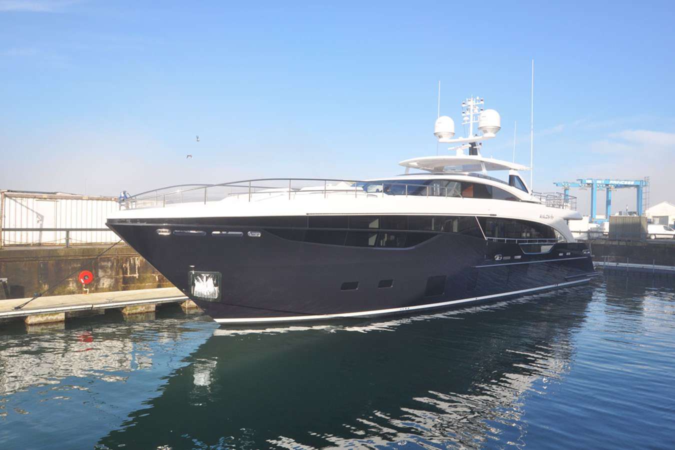 yacht 35m for sale