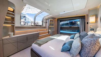 <b>Галерея интерьеров</b>  Sunseeker 100 Yacht 