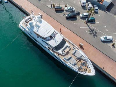 <b>Галерея</b>  Sunseeker 116 Yacht Qart Hadasht 