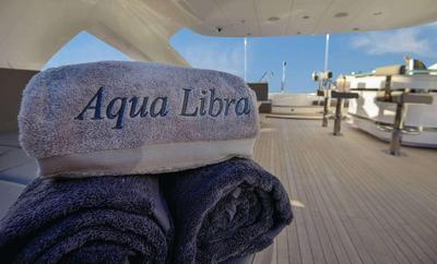 <b>Галерея</b>  Sunseeker 131 Yacht Aqua Libra 