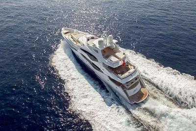 <b>Галерея</b>  Sunseeker 131 Yacht Lady M 