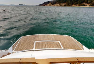 <b>Галерея</b>  Sunseeker 88 Yacht New 