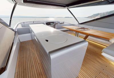  Sunseeker 88 Yacht New Miss Leeloo  <b>Exterior Gallery</b>