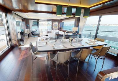 <b>Галерея интерьеров</b>  Sunseeker 88 Yacht New Miss Leeloo 
