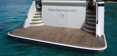  Ocean Alexander 88 skylounge Mudslinger  <b>Exterior Gallery</b>