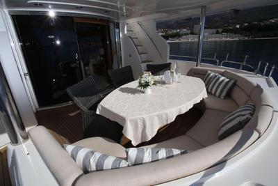 <b>Галерея</b>  Sunseeker 105 Yacht Rima 