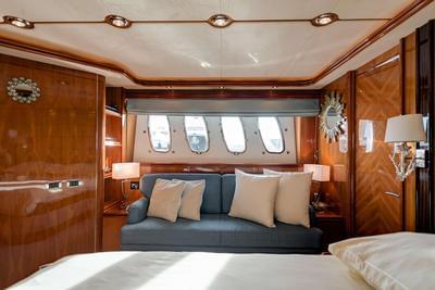 <b>Галерея интерьеров</b>  Sunseeker 105 Yacht Shereen 