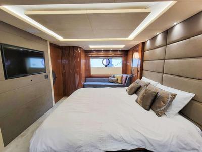 <b>Галерея интерьеров</b>  Sunseeker 86 Yacht Tatis 