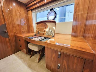  Sunseeker 86 Yacht Pura Vida CR  <b>Interior Gallery</b>