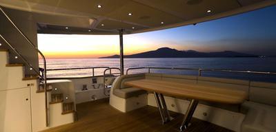 <b>Галерея</b>  Sunseeker 95 Yacht Lavoro 