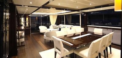<b>Галерея интерьеров</b>  Sunseeker 95 Yacht Simply Splendid 